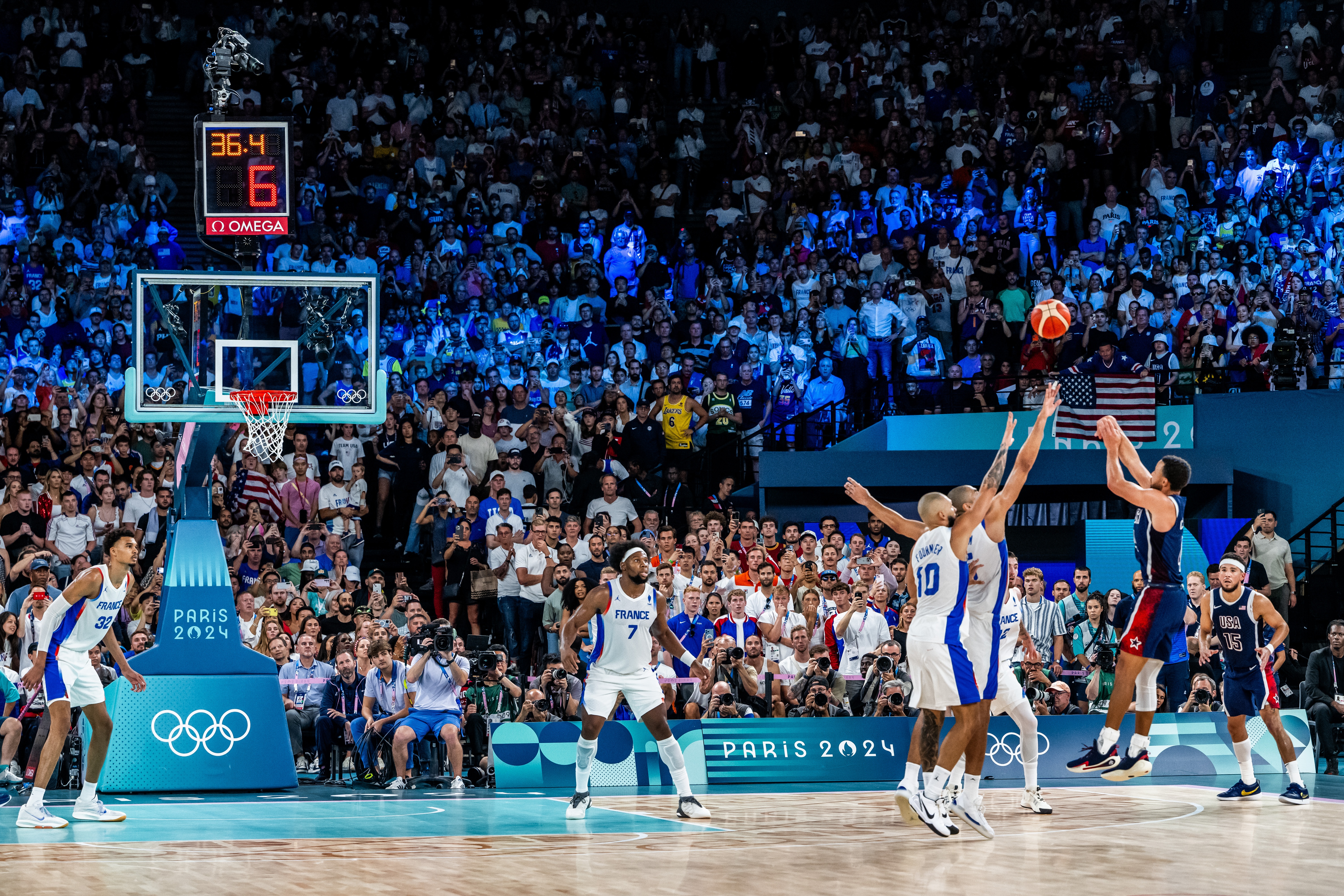 戈贝尔评价库里奥运决赛发挥：见证传奇时刻倍感荣耀